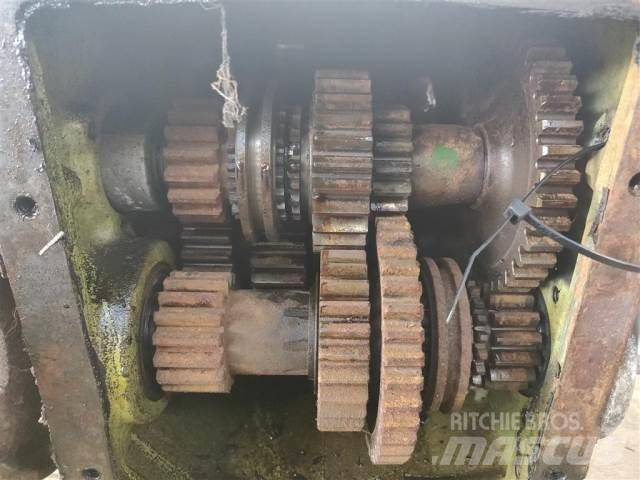 John Deere 942 Transmisijos