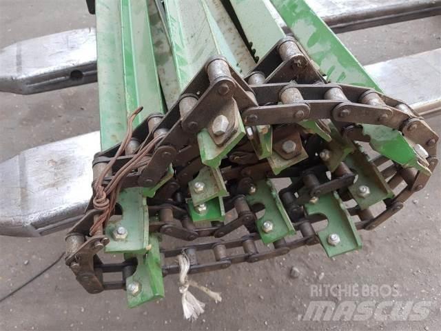 John Deere 942 Derliaus nuėmimo kombainų priedai