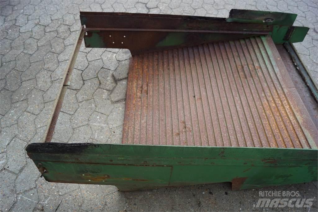 John Deere 952 Smėlio ir druskos barstytuvai
