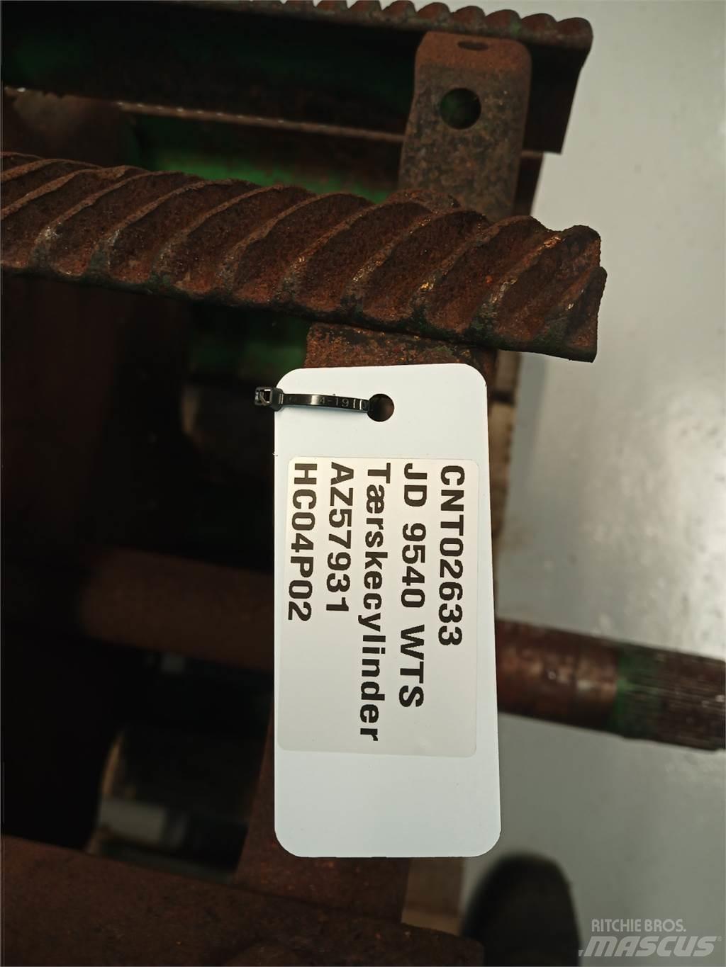 John Deere 9540 Derliaus nuėmimo kombainų priedai