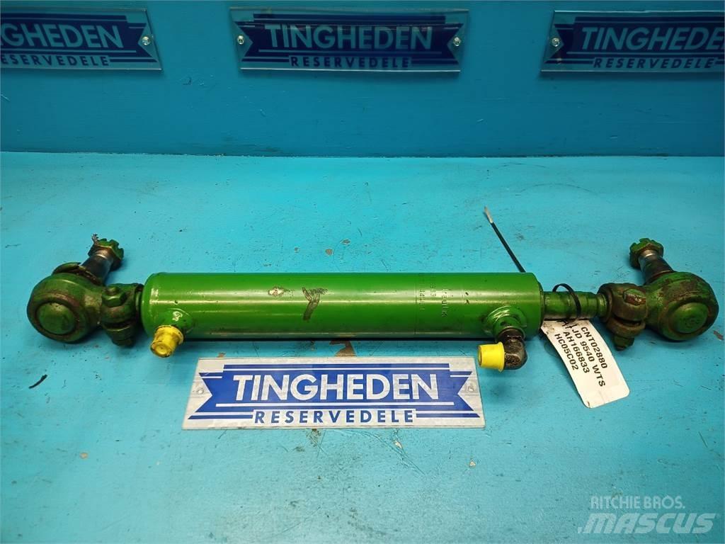John Deere 9540 Derliaus nuėmimo kombainų priedai