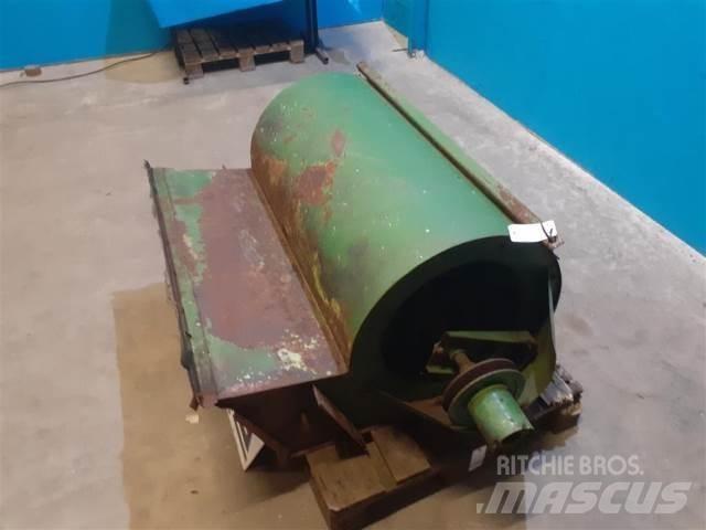 John Deere 955 Smėlio ir druskos barstytuvai
