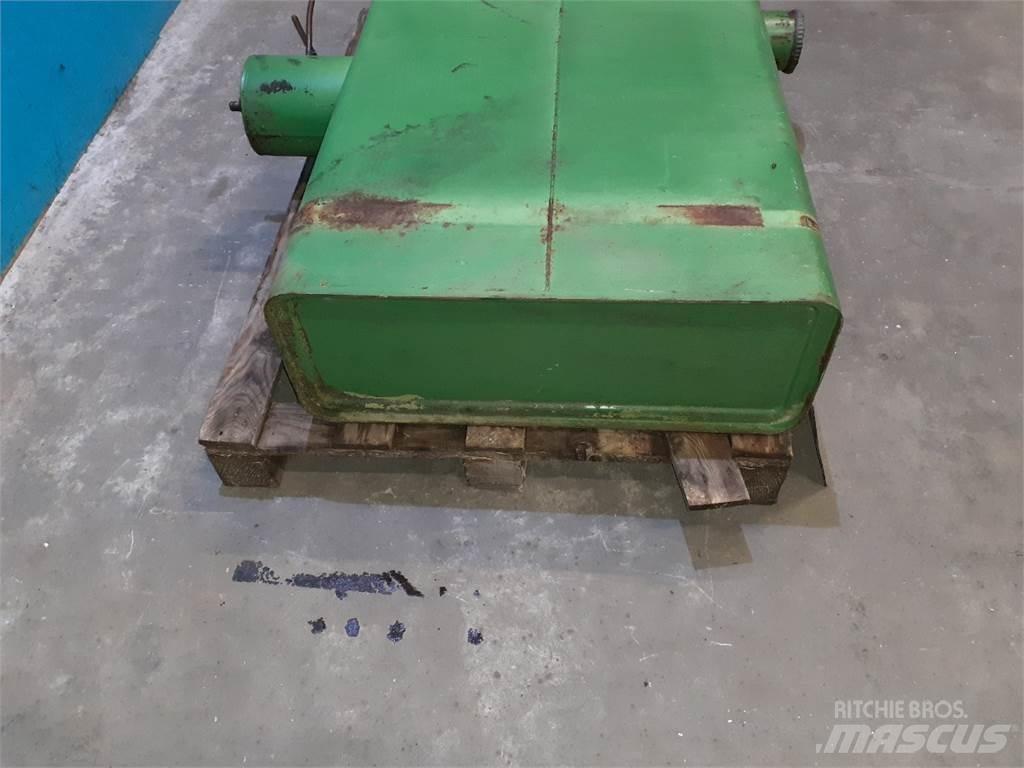 John Deere 955 Derliaus nuėmimo kombainų priedai