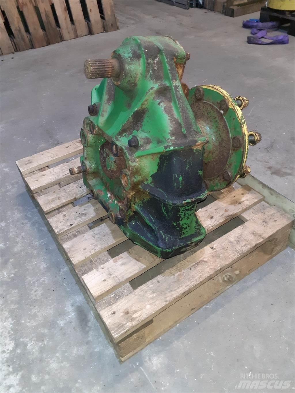 John Deere 955 Derliaus nuėmimo kombainų priedai