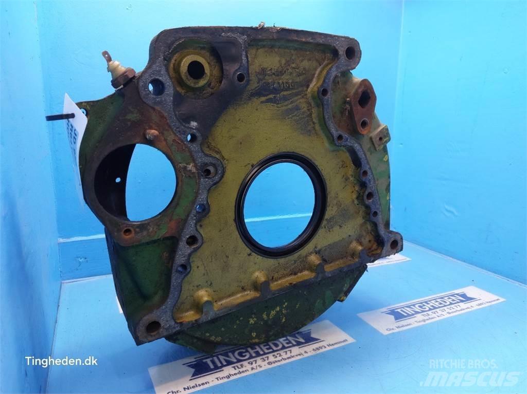 John Deere 955 Varikliai