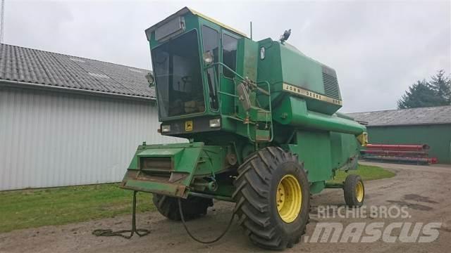 John Deere 965 Derliaus nuėmimo kombainai