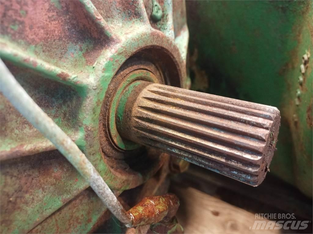 John Deere 965 Transmisijos
