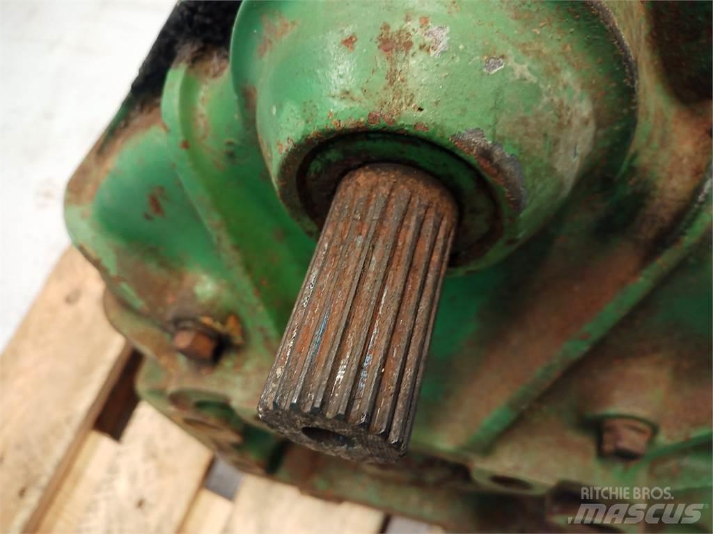 John Deere 965 Derliaus nuėmimo kombainų priedai