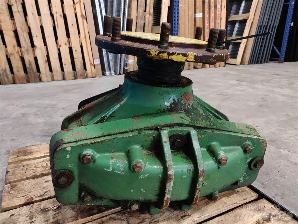John Deere 975 Derliaus nuėmimo kombainų priedai