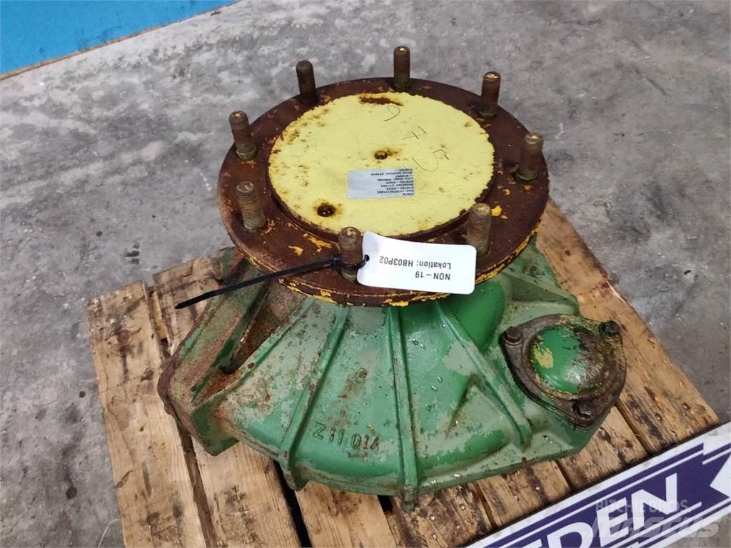 John Deere 975 Derliaus nuėmimo kombainų priedai