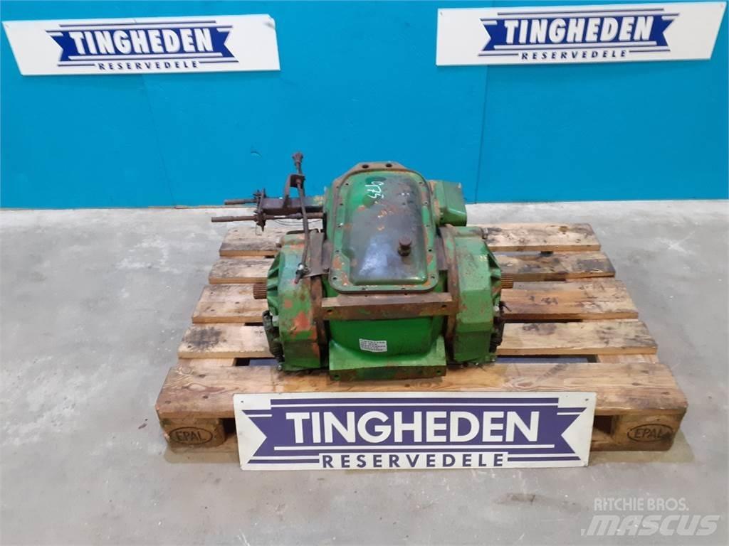 John Deere 975 Transmisijos
