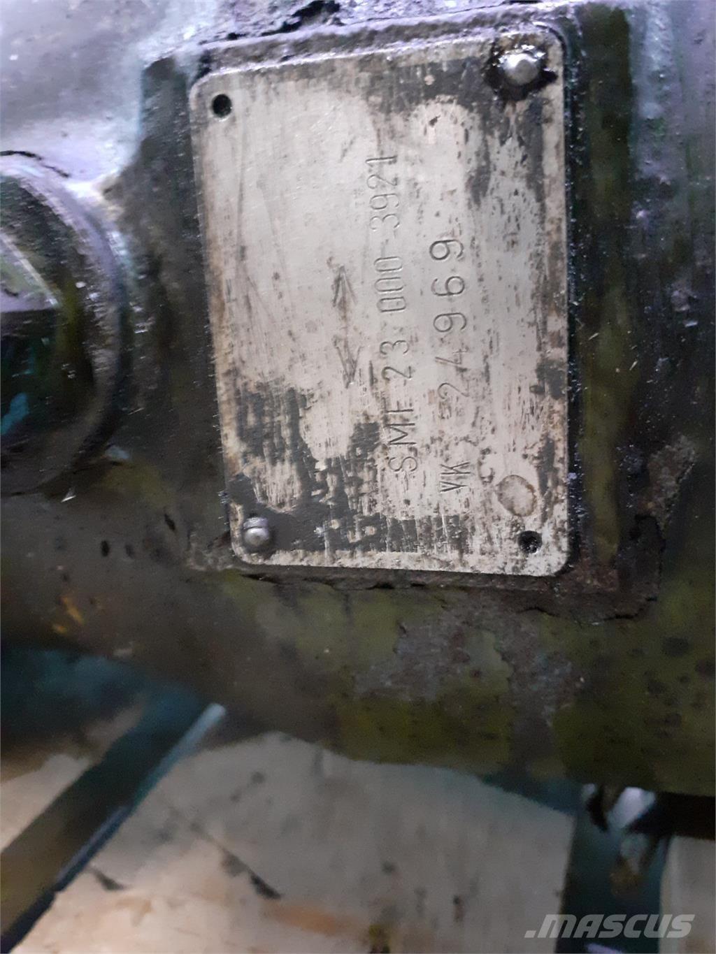 John Deere 975 Hidraulikos įrenginiai