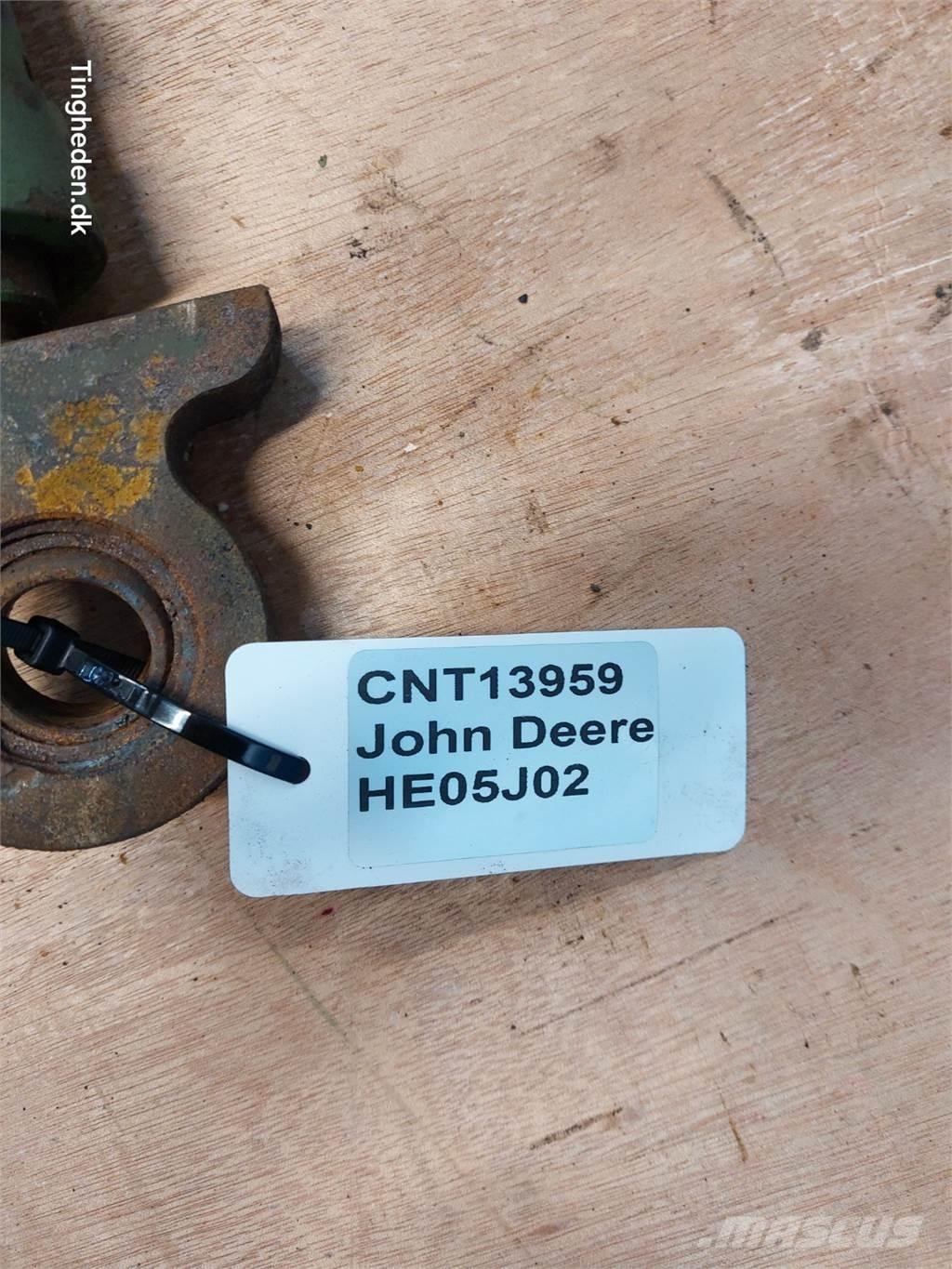 John Deere 975 Hidraulikos įrenginiai