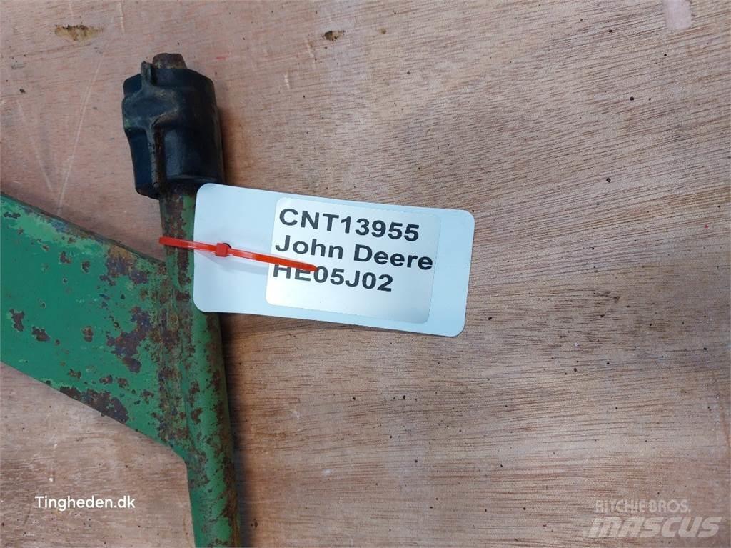 John Deere 975 Derliaus nuėmimo kombainų priedai