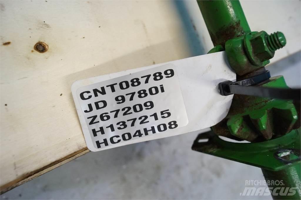 John Deere 9780 Smėlio ir druskos barstytuvai