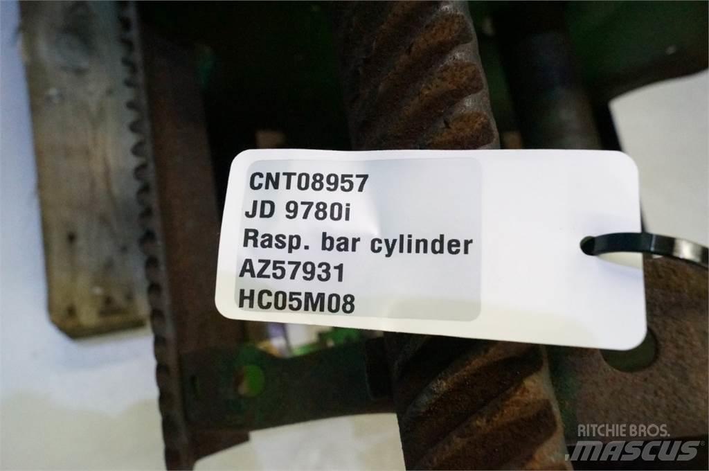 John Deere 9780 Derliaus nuėmimo kombainų priedai