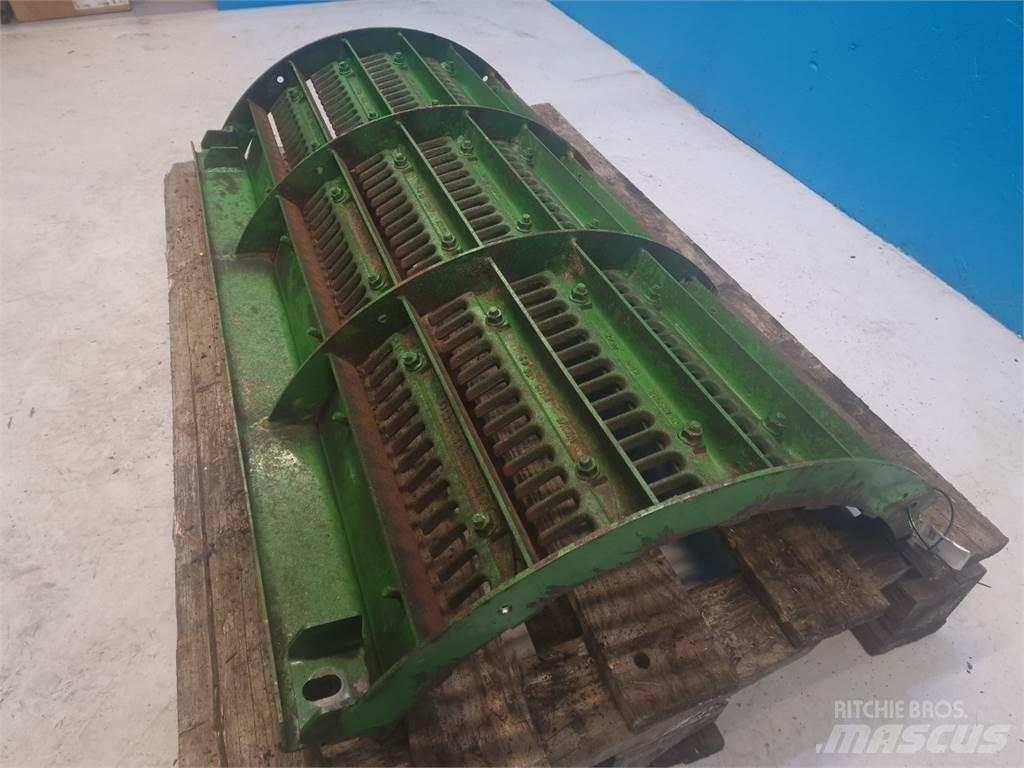 John Deere 9780 Derliaus nuėmimo kombainų priedai