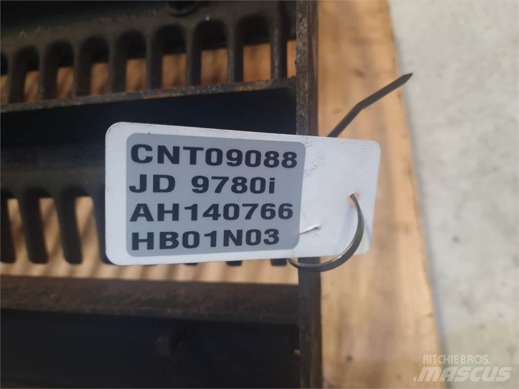 John Deere 9780 Derliaus nuėmimo kombainų priedai