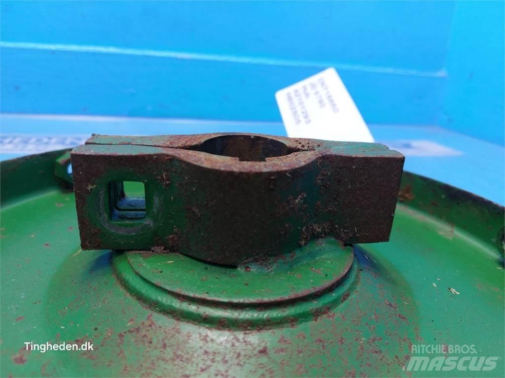 John Deere 9780 Derliaus nuėmimo kombainų priedai