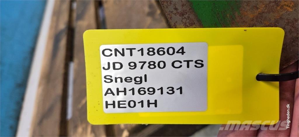 John Deere 9780 Derliaus nuėmimo kombainų priedai