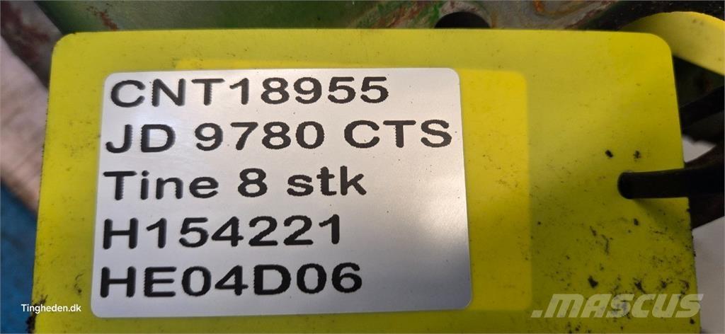 John Deere 9780 Derliaus nuėmimo kombainų priedai