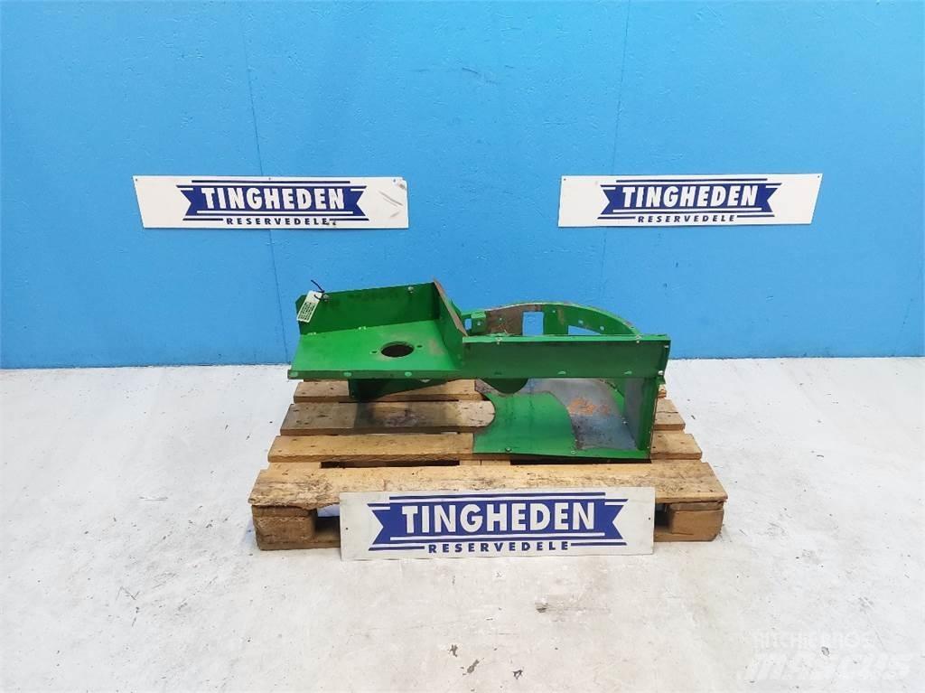 John Deere 9780i Derliaus nuėmimo kombainų priedai