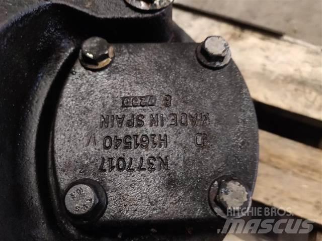 John Deere C670 Derliaus nuėmimo kombainų priedai