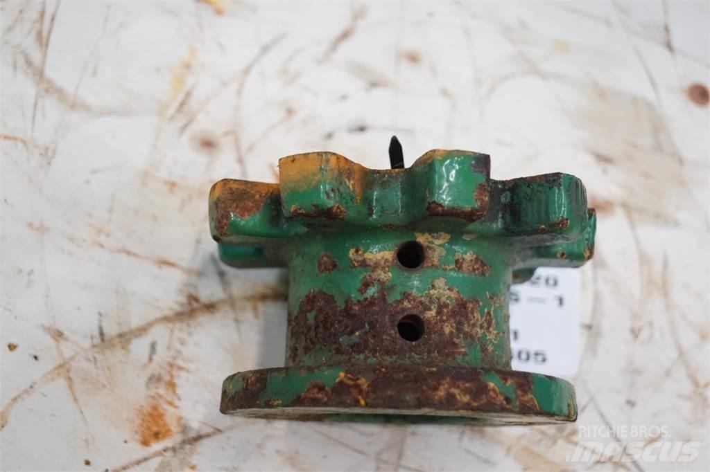 John Deere CTS Derliaus nuėmimo kombainų priedai