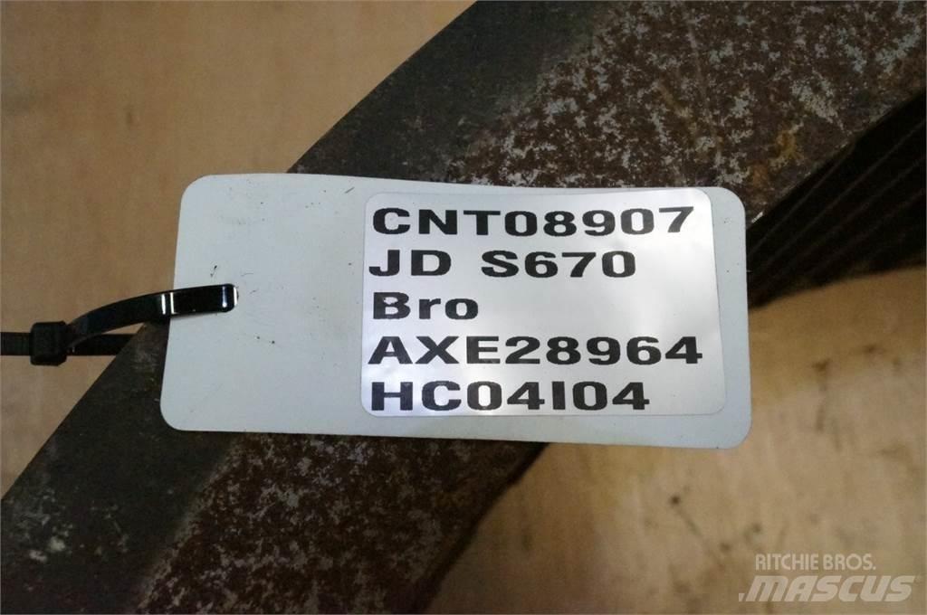 John Deere S670 Derliaus nuėmimo kombainų priedai