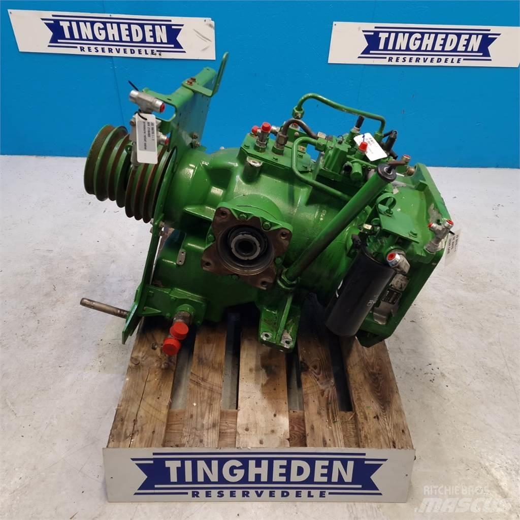 John Deere S670 Transmisijos