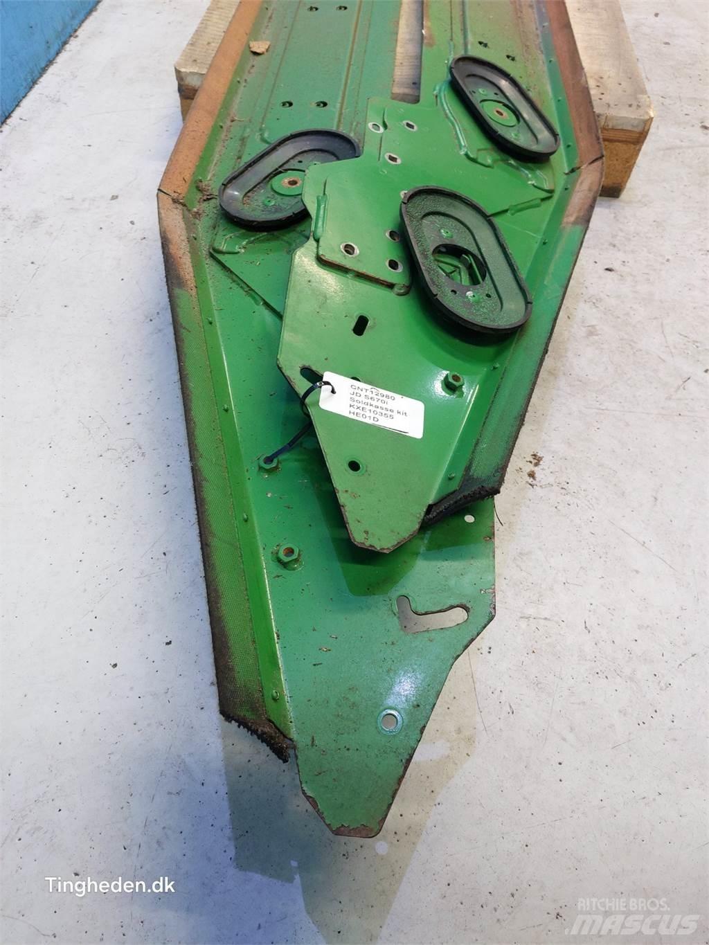 John Deere S670 Smėlio ir druskos barstytuvai