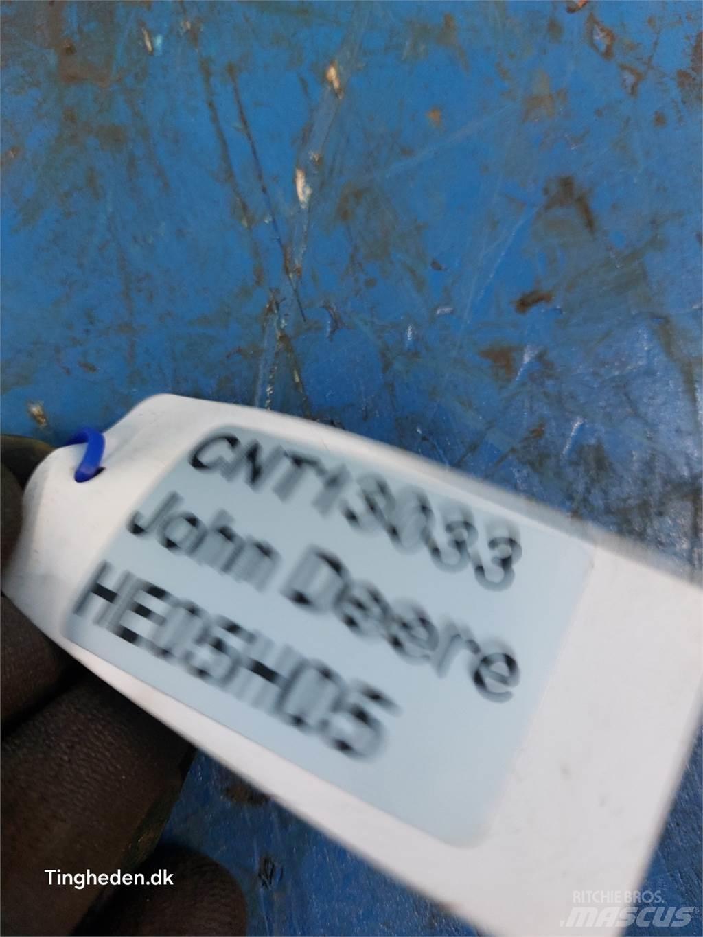 John Deere S670 Smėlio ir druskos barstytuvai