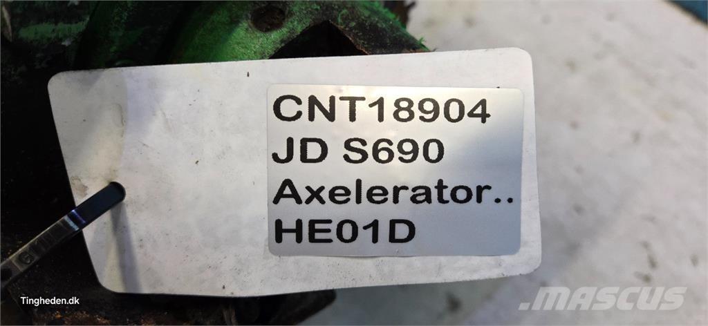 John Deere S690 Derliaus nuėmimo kombainų priedai