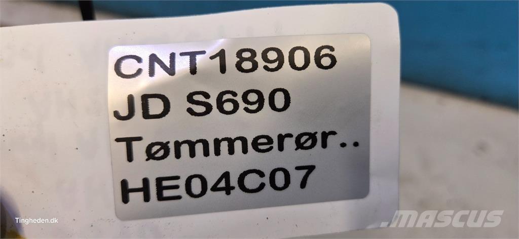 John Deere S690 Derliaus nuėmimo kombainų priedai