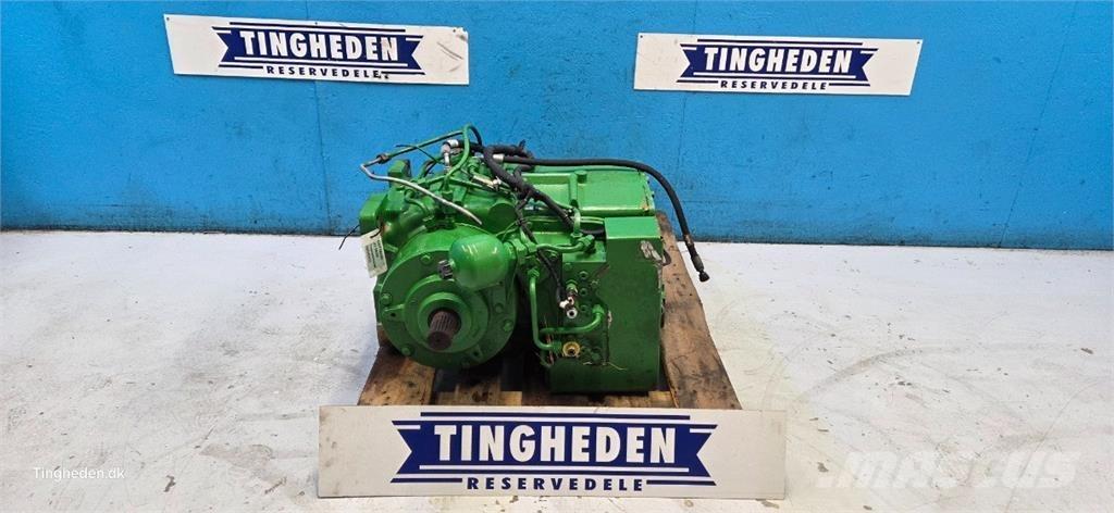 John Deere S690 Transmisijos