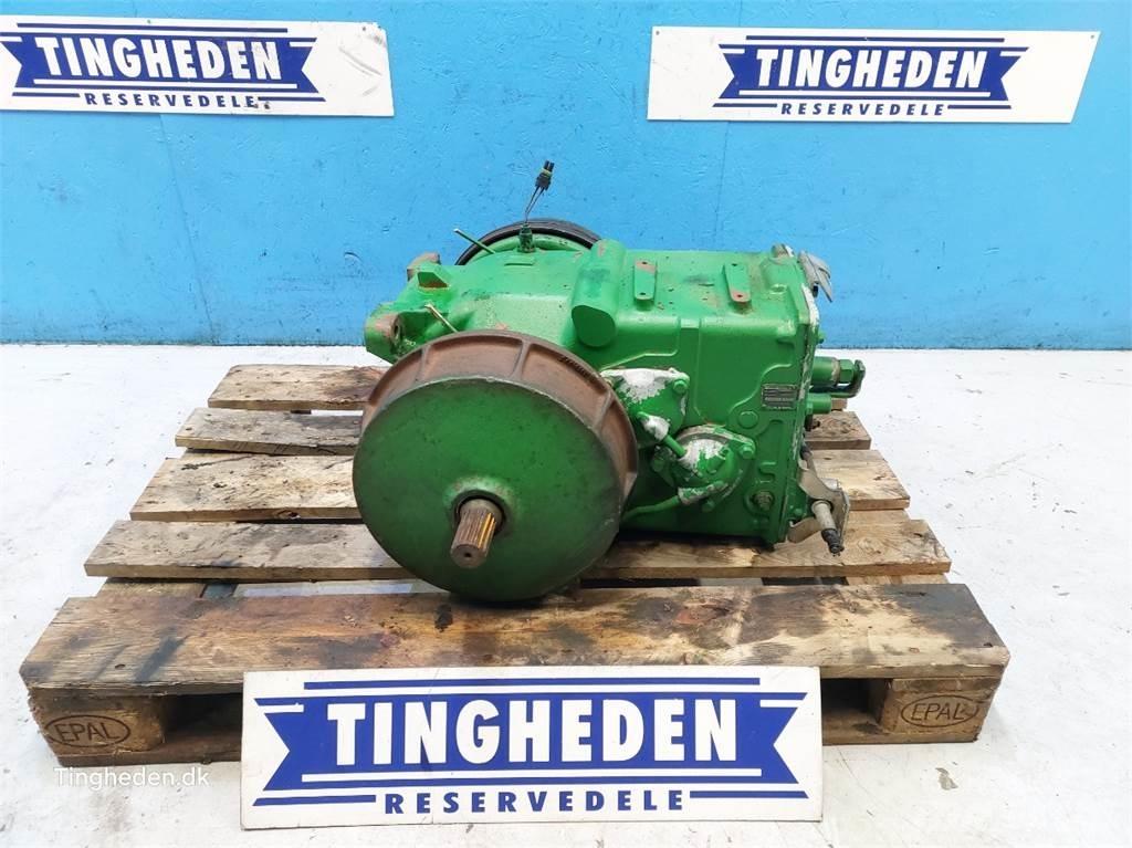 John Deere T660I Transmisijos