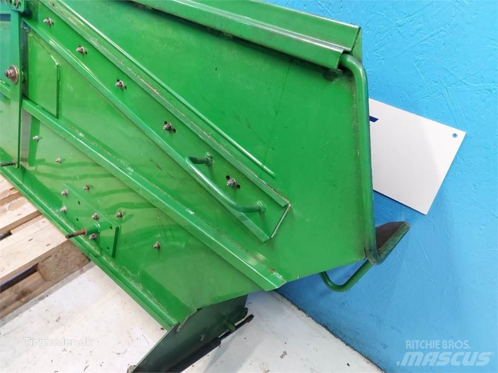 John Deere T660I Derliaus nuėmimo kombainų priedai