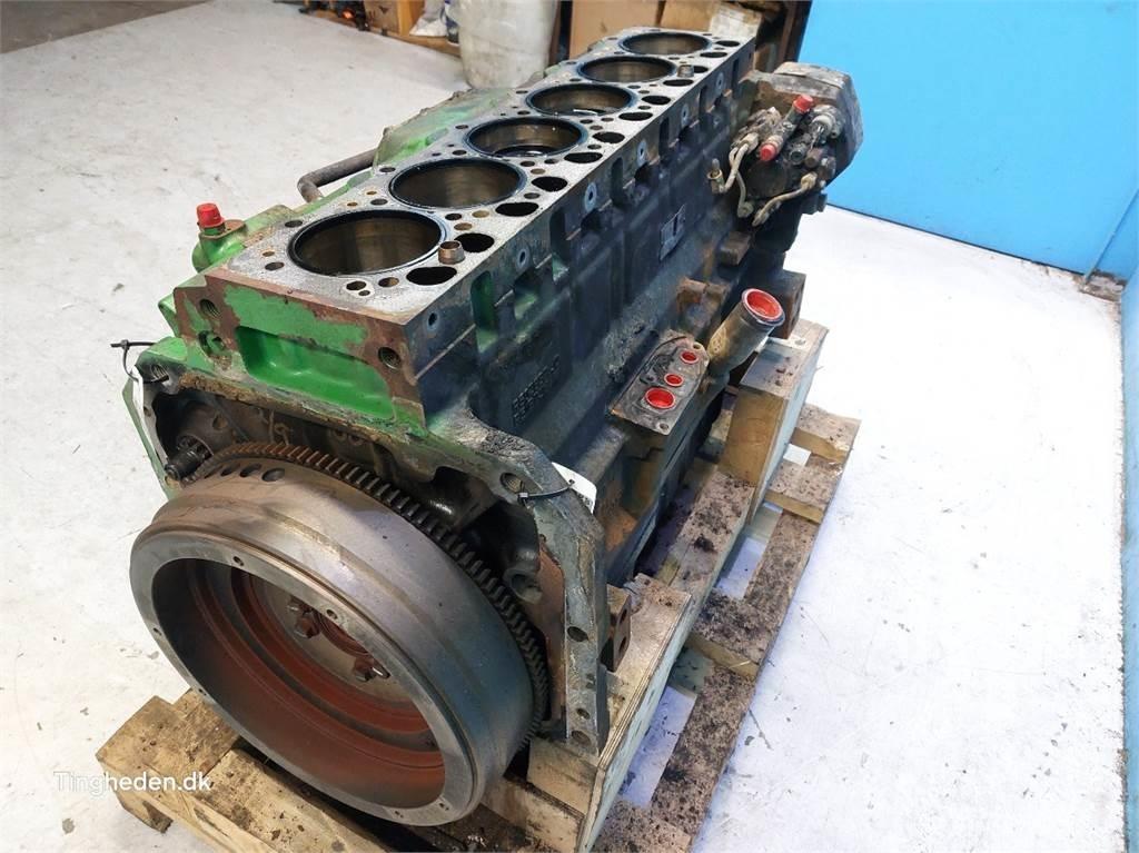 John Deere T660I Varikliai