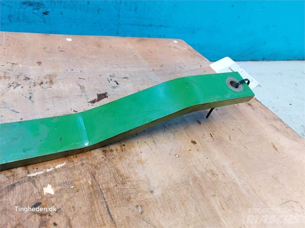 John Deere T660I Smėlio ir druskos barstytuvai