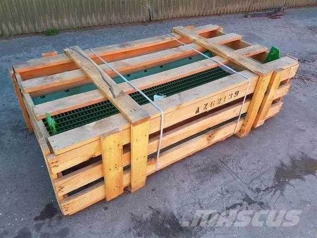 John Deere T670 Derliaus nuėmimo kombainų priedai