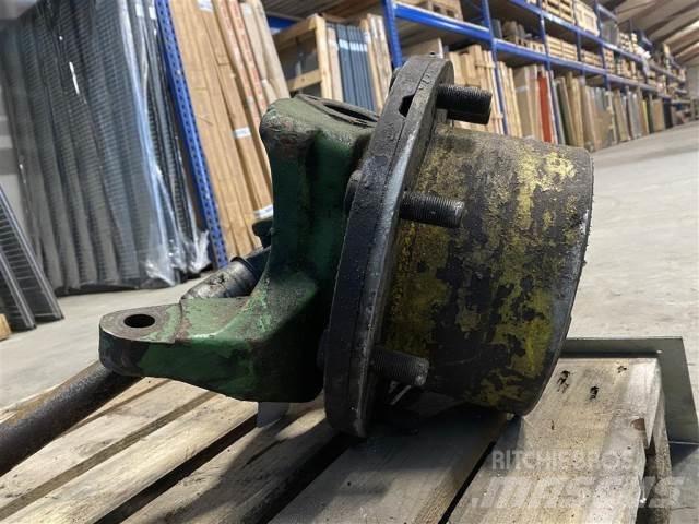 John Deere ZF Kiti naudoti traktorių priedai