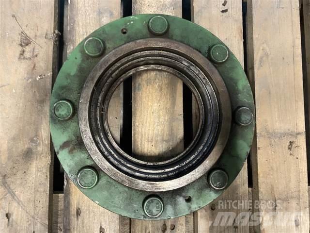 John Deere ZF Kiti naudoti traktorių priedai