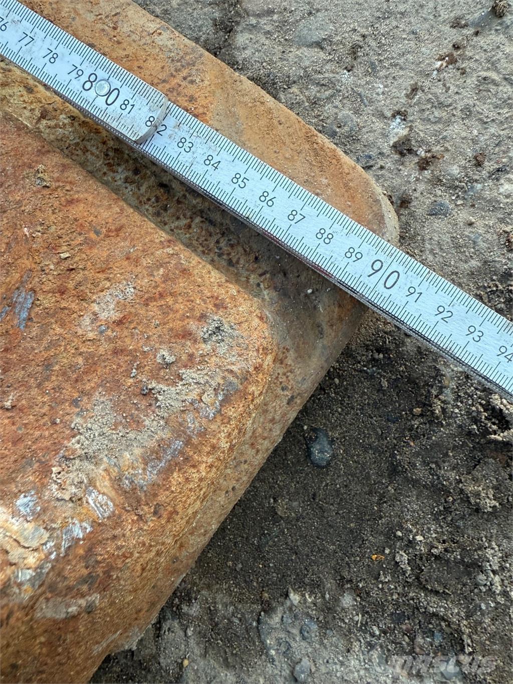 JST Graveskovl Kaušai