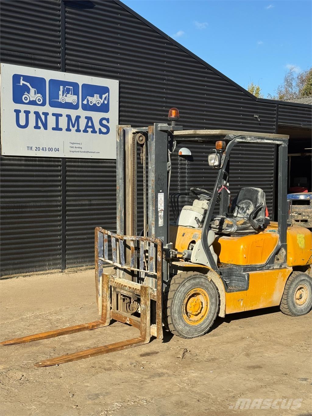 Komatsu FD25 Dyzeliniai krautuvai