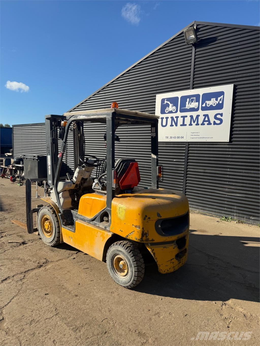 Komatsu FD25 Dyzeliniai krautuvai