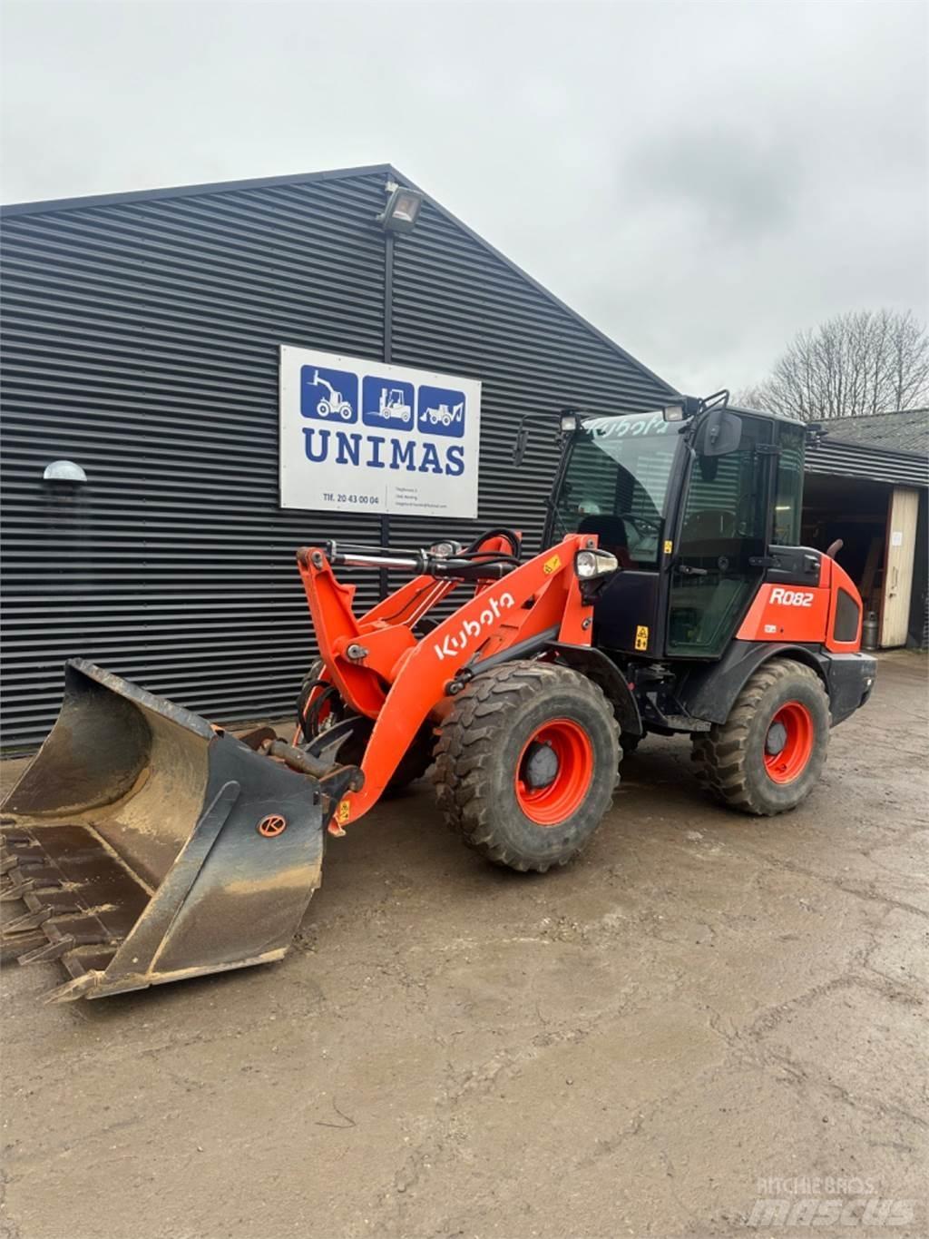 Kubota R082 Naudoti ratiniai krautuvai