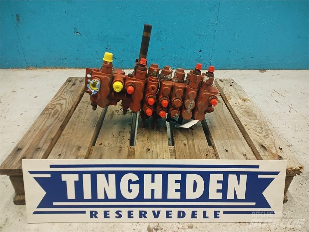 Laverda 3790 Hidraulikos įrenginiai