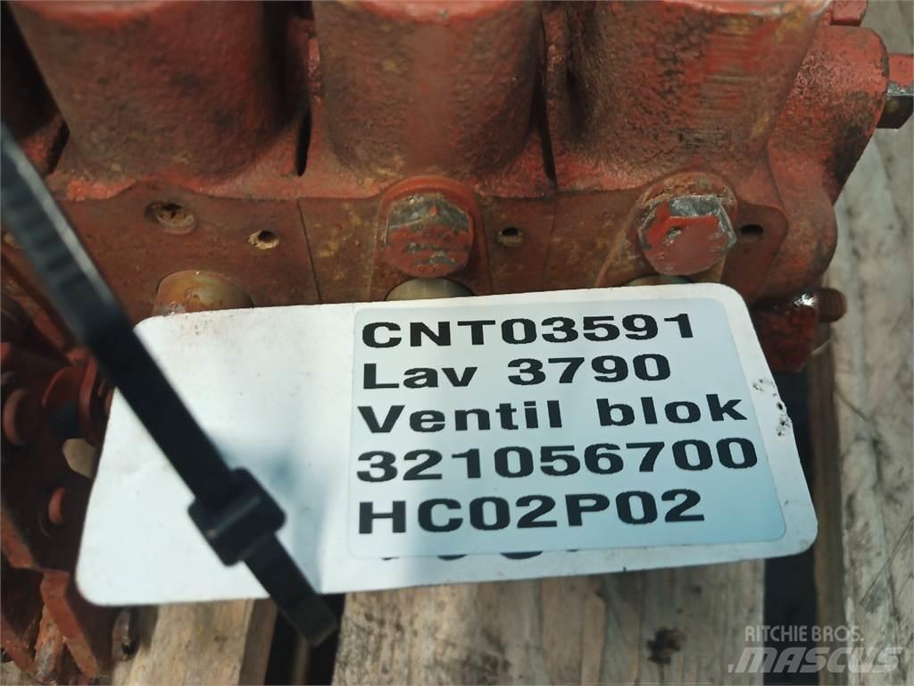 Laverda 3790 Hidraulikos įrenginiai