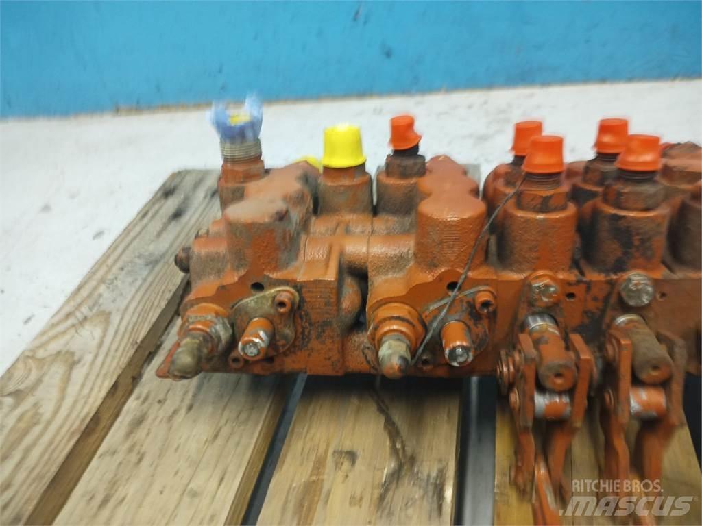Laverda 3790 Hidraulikos įrenginiai