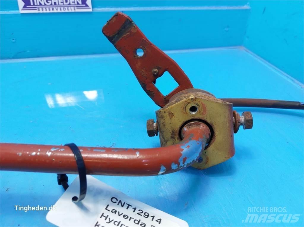 Laverda 3890 Hidraulikos įrenginiai